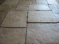 RECOVERY STONE OF BOURGOGNE THICKNESS  <br>
CM.3,IN CASH FOR INTERIOR,AVAILABLE IN WAREHOUSE 1000 M2 IN STOCK.<br>
MATERIAUX ANCIENS IN STONE OF BOURGOGNE,<br>
RECLAIMED ANTIQUE LIMESTONE