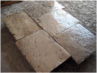 OLD LIMESTONE FLOORING RECOVERY STONE OF BOURGOGNE AGE 1700 ORIGINAL (OPUS ROMAN)TO CUT AND NOT CUT GREAT AMOUNTS IN STOCK.MATERIAUX ANCIENS,RECLAIMED ANTIQUE LIMESTONE
